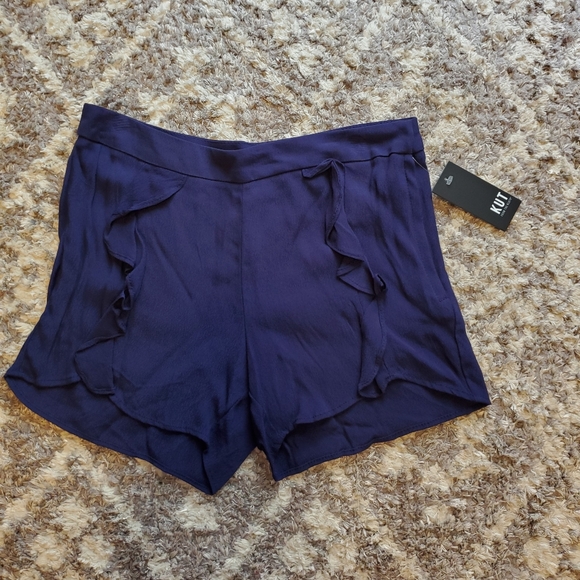 🌻 Kut From the Cloth Shorts. NWT - Picture 2 of 6